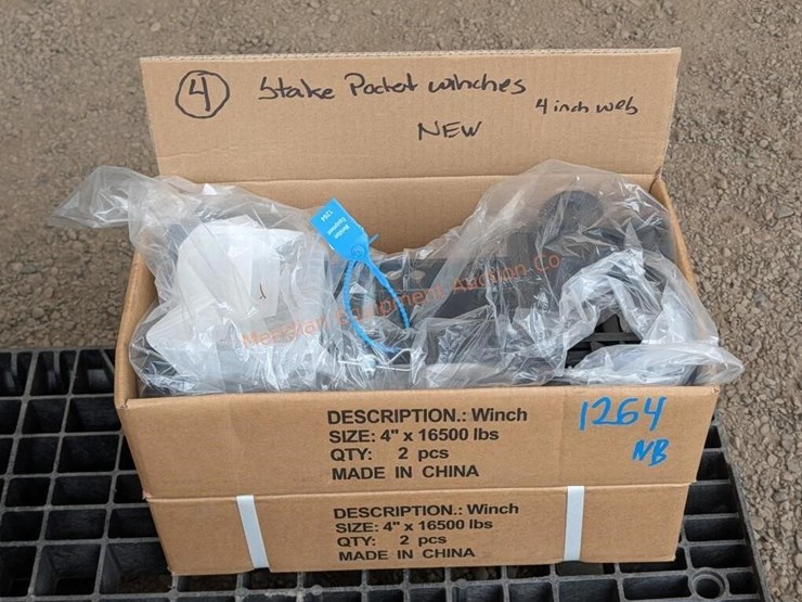 4--stake-pocket-winches-image-1