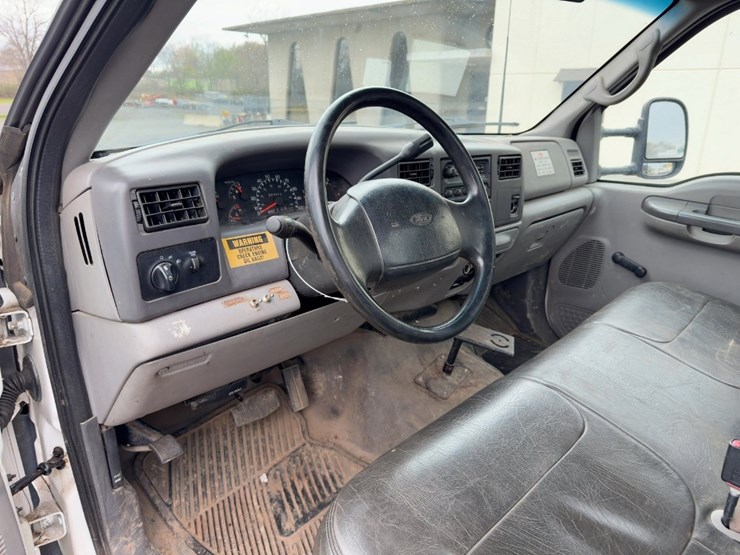 1999-ford-f450-image-17