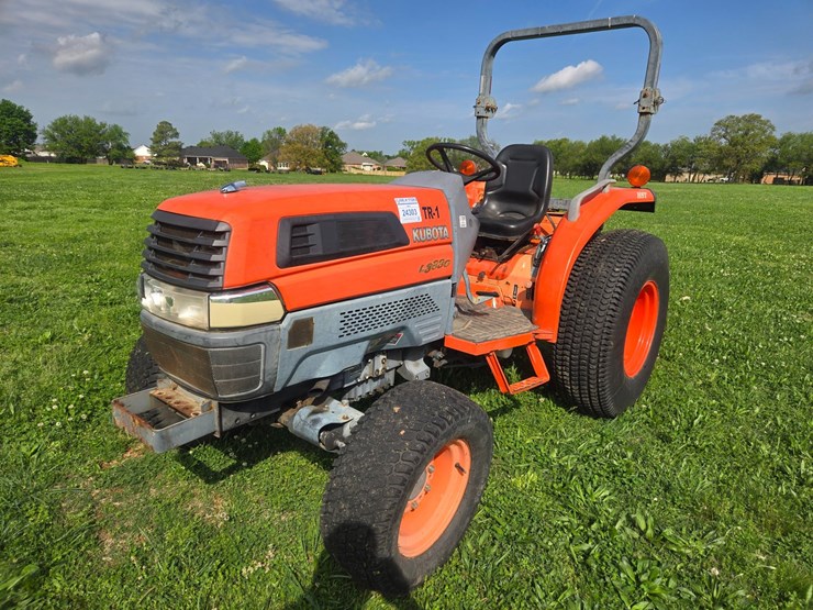 kubota-l3830-image-2