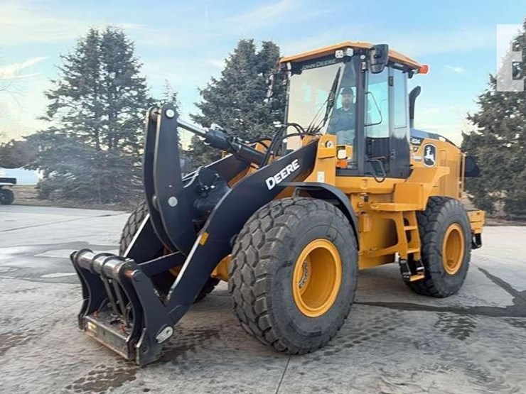 2024-deere-624-p-tier-image-6