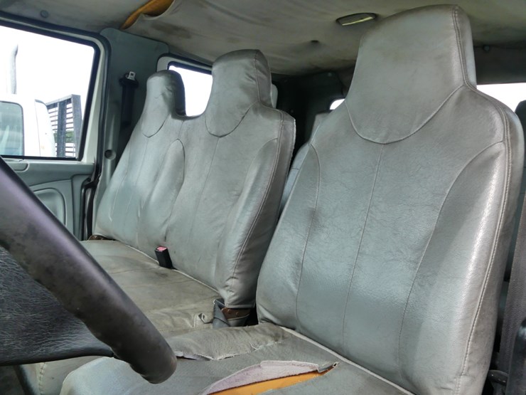 2003-international-4400-image-10