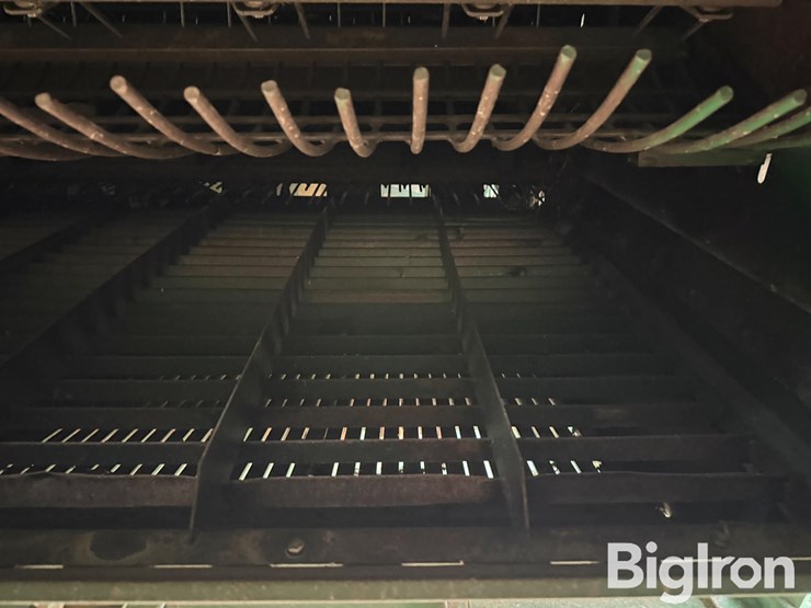 2012-kmc-3386-peanut-combine-image-12