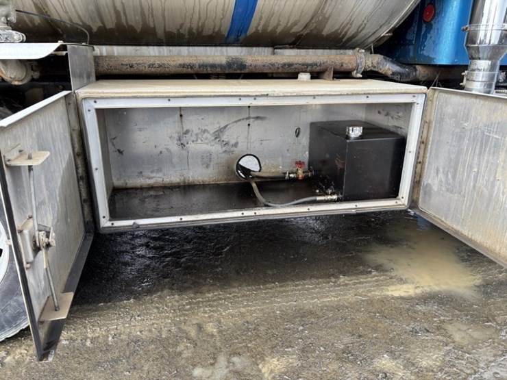 kenworth-w900-image-27