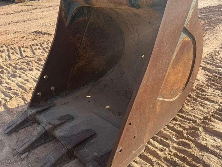 2022-xcmg-xe360u-image-11