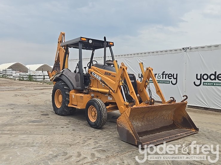 2004-case-580m-image-5