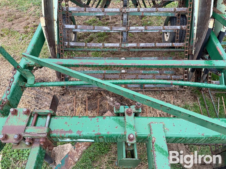 2001-kmc-4-30-peanut-digger-image-15