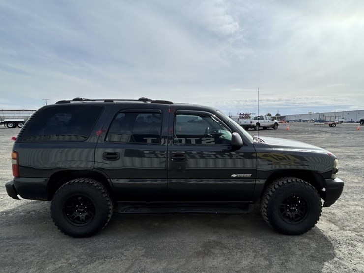 2003-chevrolet-tahoe-image-6