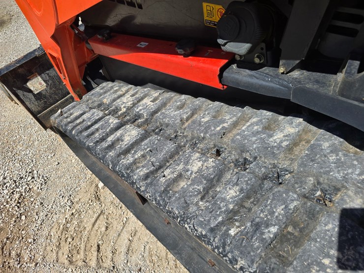 kubota-svl75-2-image-34