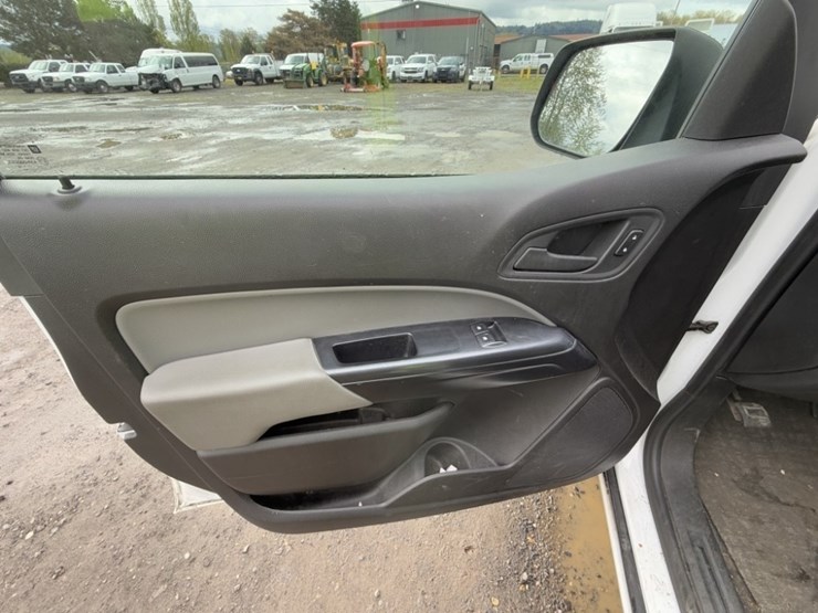 2016-chevrolet-colorado-image-23