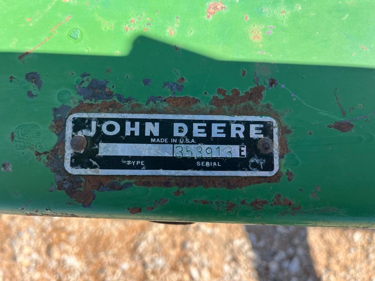 john-deere-450-image-9