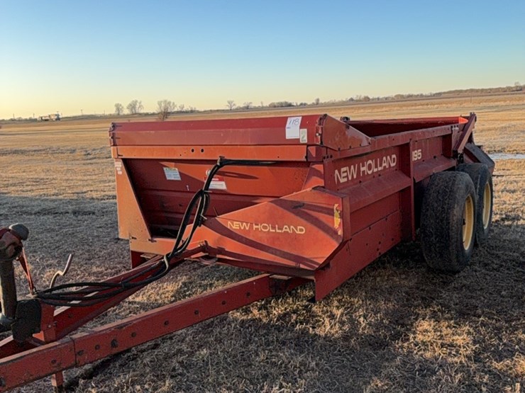 new-holland-195-image-6