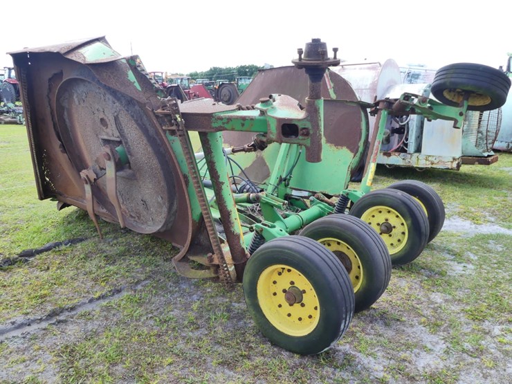 john-deere-15-image-3
