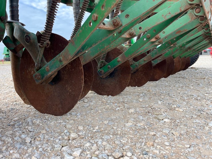 john-deere-16-image-6