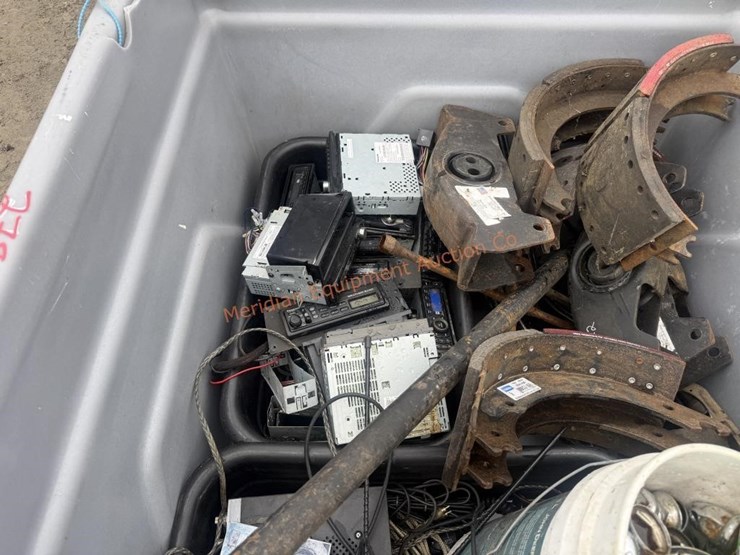 tote-asst.-truck-&-equip.-image-4