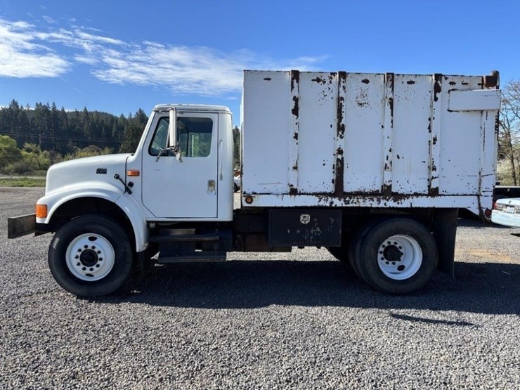 1994-international-4700-image-2