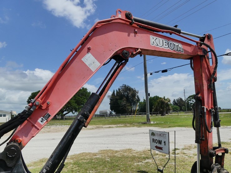 2018-kubota-kx040-4-image-7