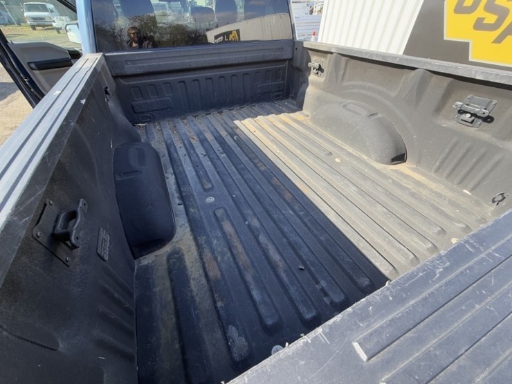 2016-ford-f150-xlt-image-23