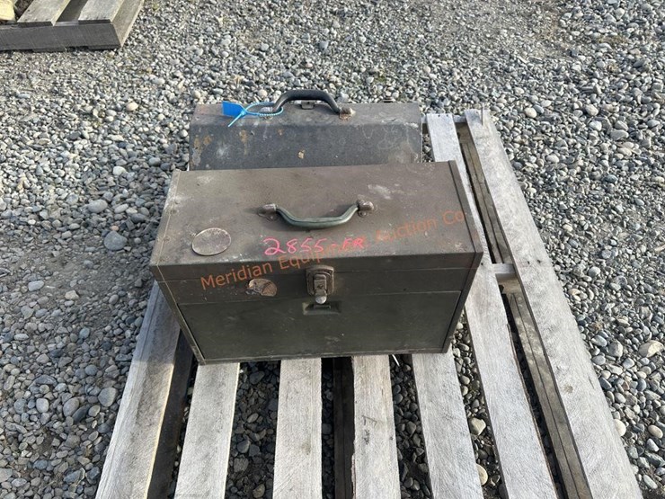 2--metal-toolboxes-image-4