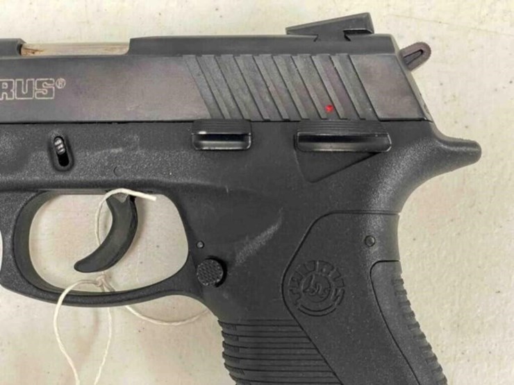 taurus-pistol-image-7