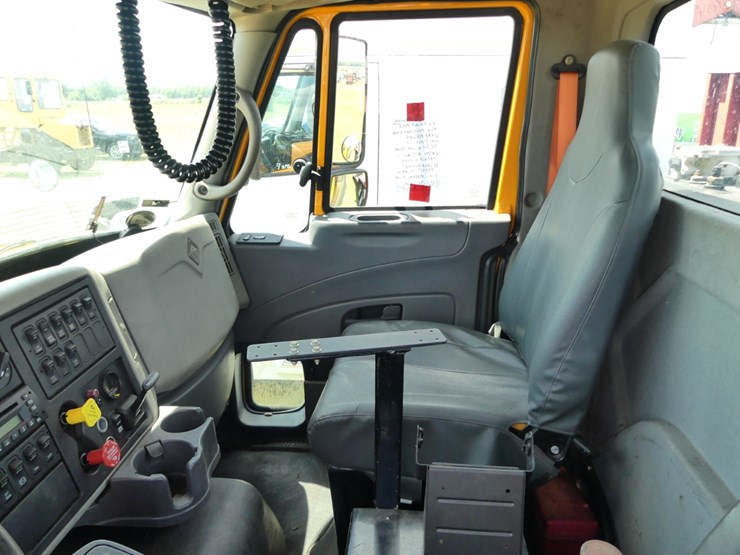 2011-international-13-image-11