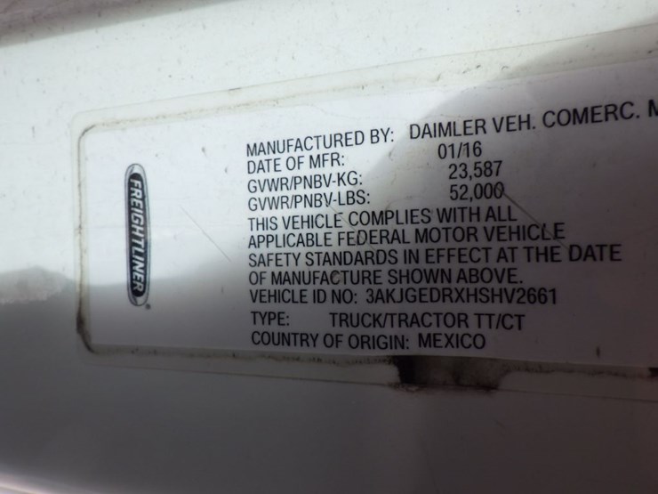 2017-freightliner-cascadia-125-image-18