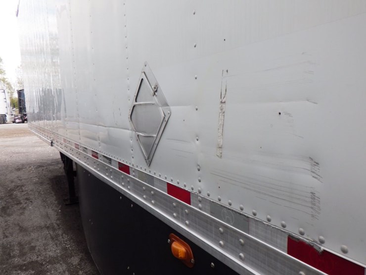 2017-great-dane-everest-cl-image-22