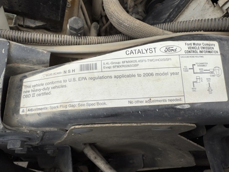 2006-ford-f250-xl-image-13