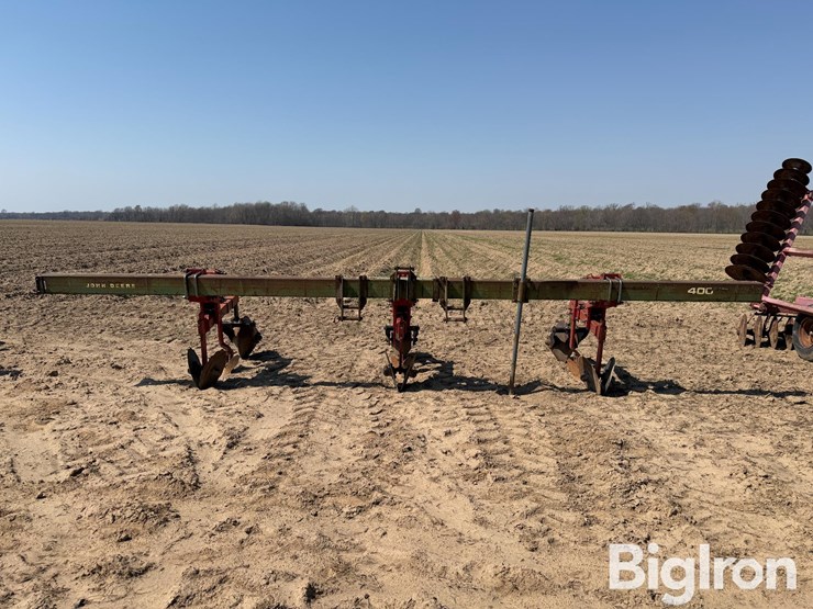 john-deere-400-image-2