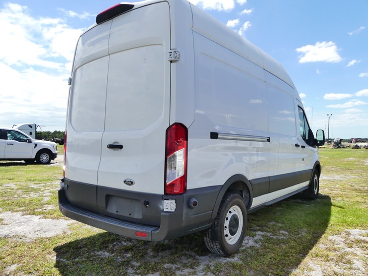 2018-ford-transit-image-3