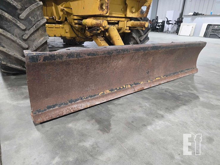 2007-vermeer-v8550-image-16