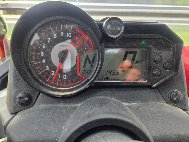 2017-yamaha-yxz1000r-ss-image-32