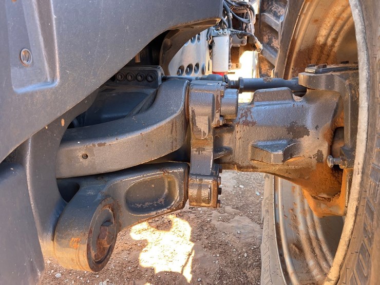 2015-challenger-mt675e-image-4