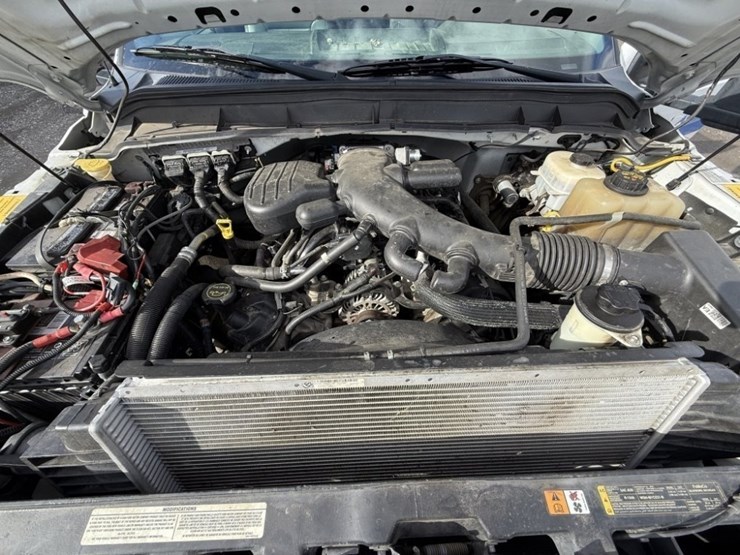 2013-ford-f550-sd-image-13