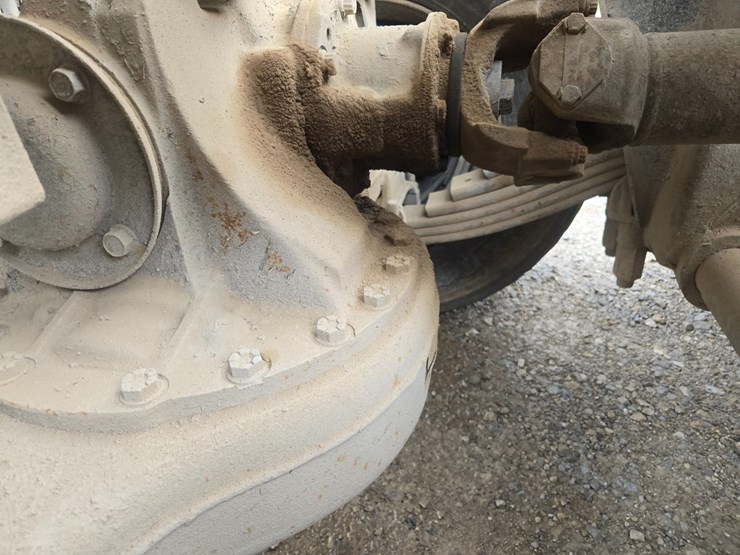 2001-mack-rd690s-image-103