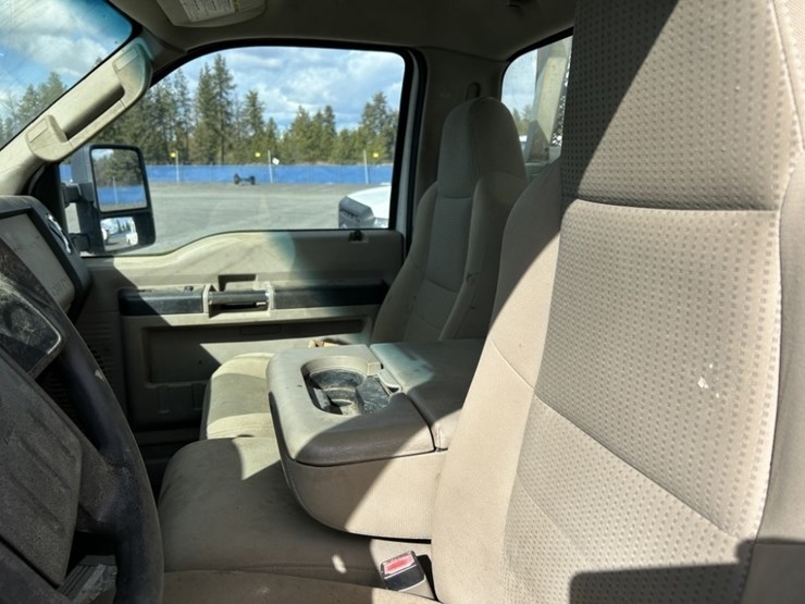 2008-ford-f350-xlt-image-17