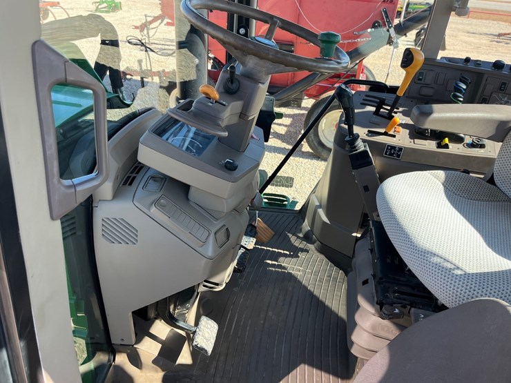 2018-john-deere-6155m-image-17