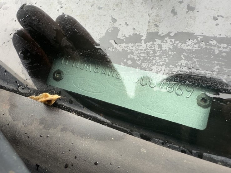 2017-ford-explorer-image-9