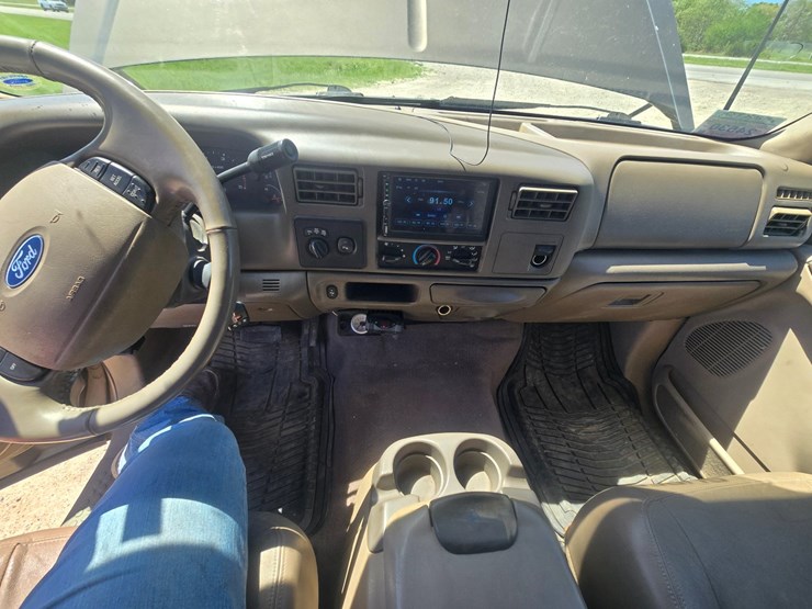 2003-ford-f350-image-36