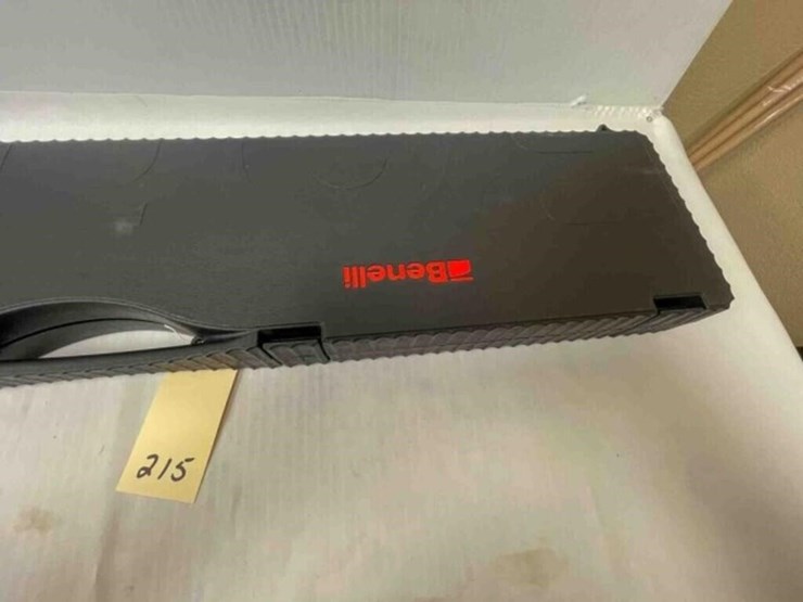 benelli-shotgun-image-20