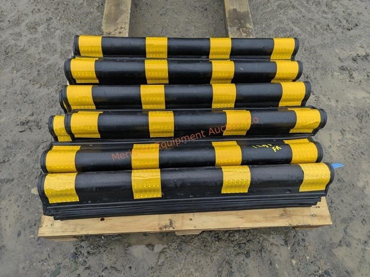 ~24--parking/corner-bumpers-image-1