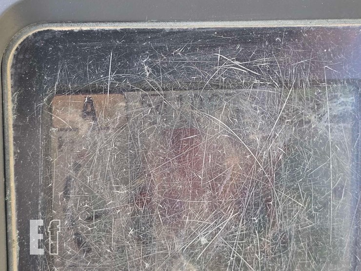 komatsu-pc228us-lc-3n0-image-21