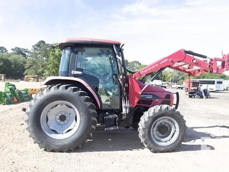 2017-mahindra-mpower-85p-image-1