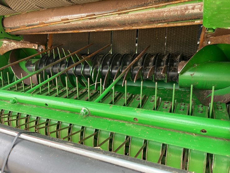 2023-john-deere-460m-image-3