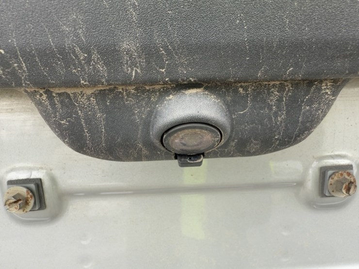 2020-ford-explorer-image-22