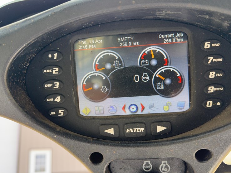 2021-bobcat-s740-image-24