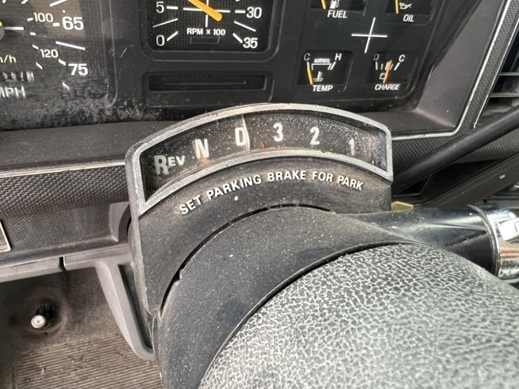 1992-ford-f700-image-19