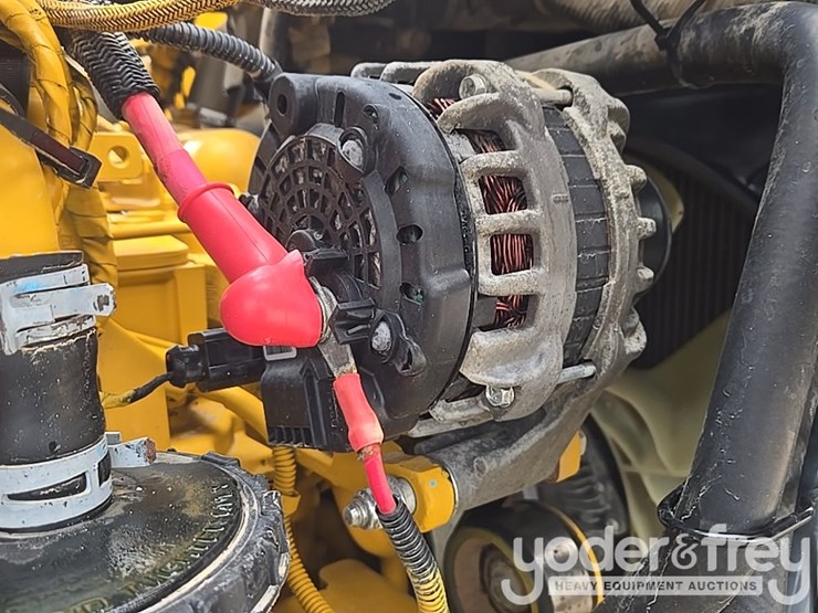 2018-deere-310l-image-73