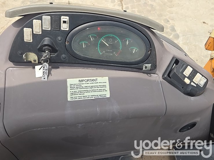 2004-case-580m-image-77