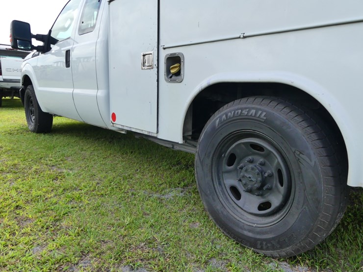 2016-ford-f250-xl-image-7