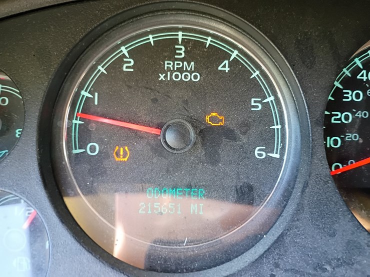 2008-chevrolet-tahoe-image-53